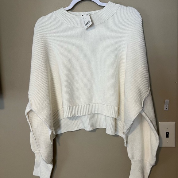Free People Easy Crop Pullover Sweater NWT - Picture 4 of 10